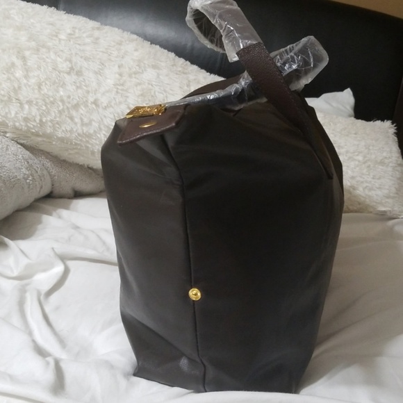 HUGE WEEKEND/TRAVEL BAG - Picture 3 of 7